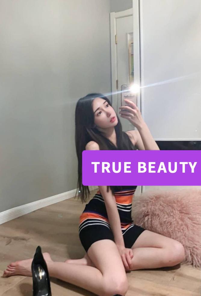 能一字马的大mm